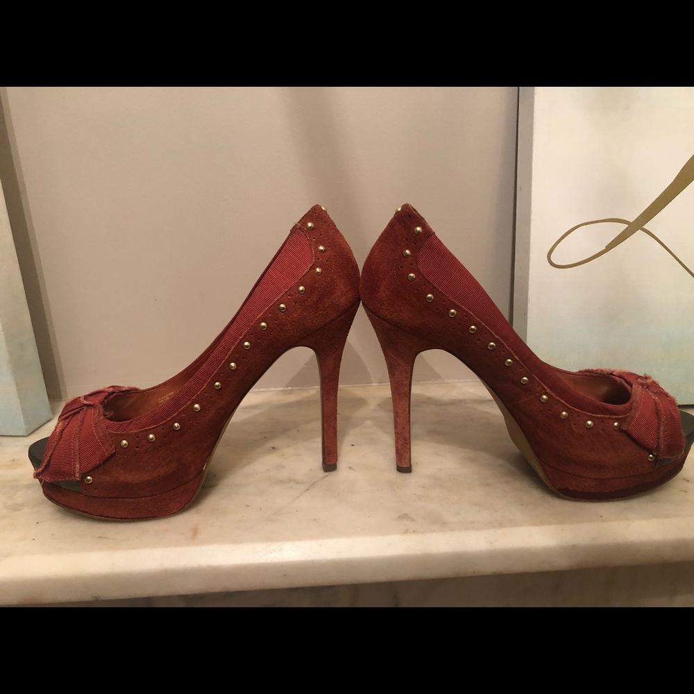 Jessica Simpson/High Heels